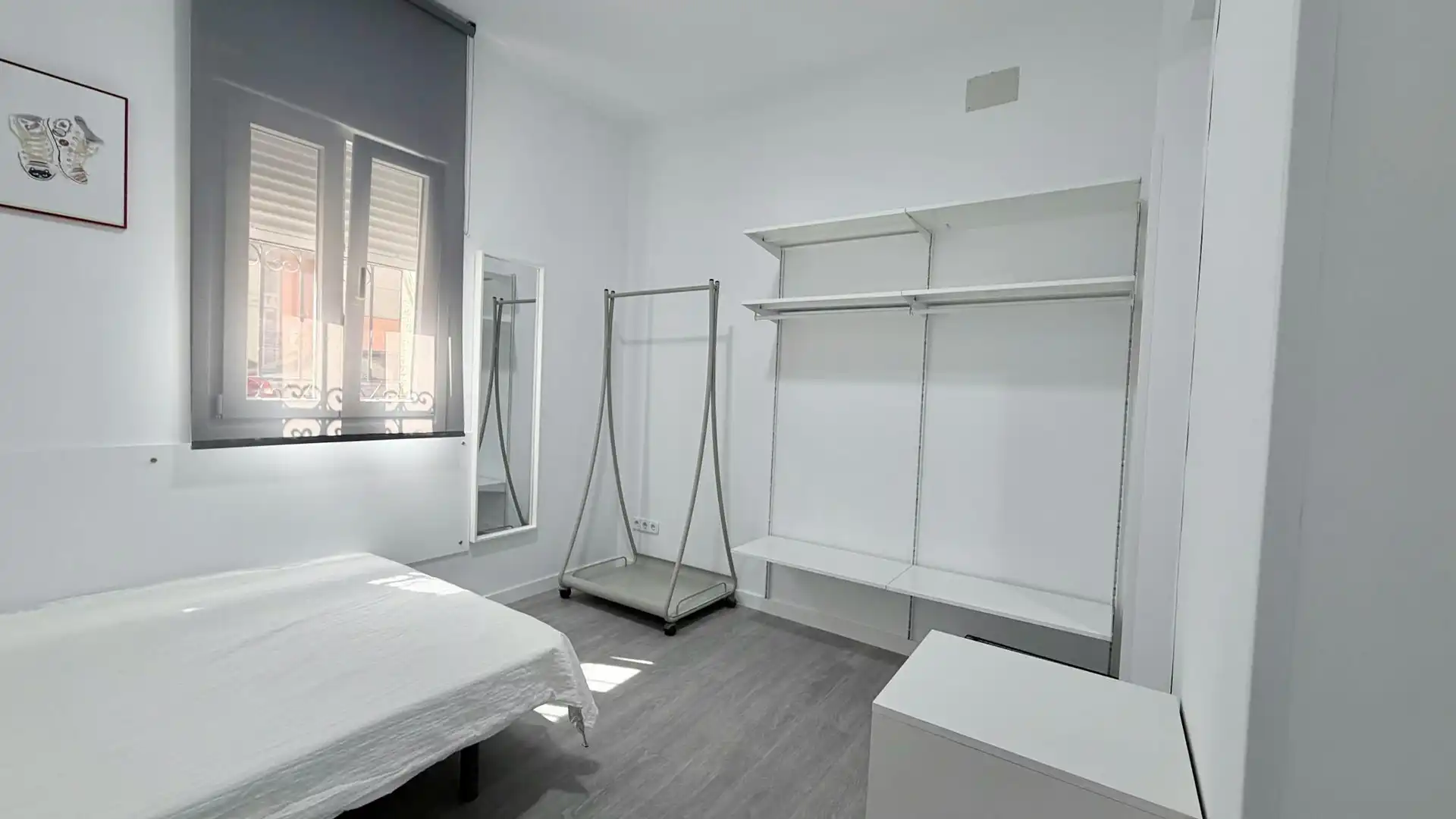 Bedroom of Flat for rent in Madrid  with Air Conditioner, Heating and Furnished
