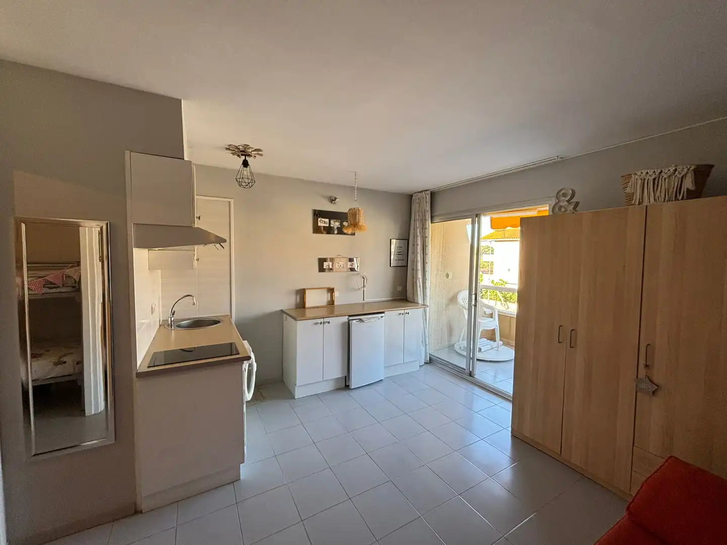 Kitchen of Study for sale in L'Estartit  with Balcony and Community pool