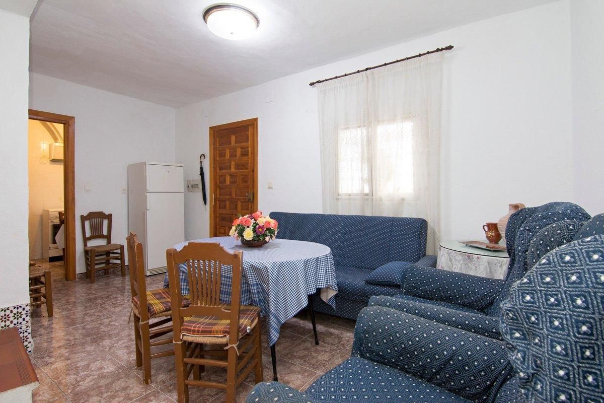 Sala d'estar de Casa o xalet en venda en Los Guajares amb Terrassa