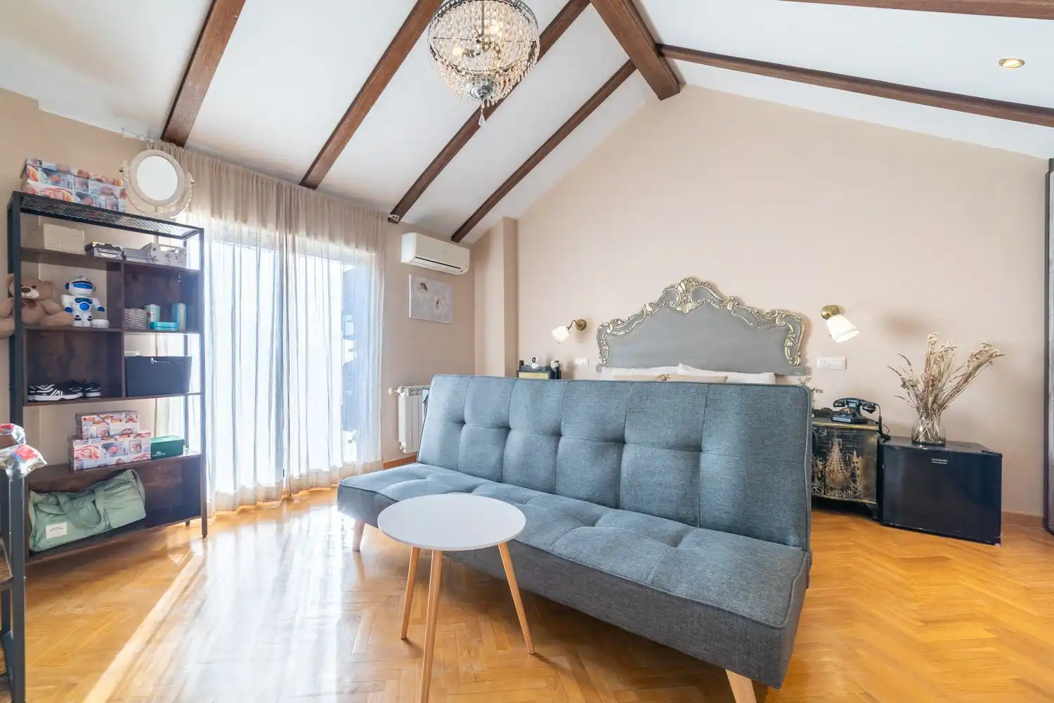 Sala d'estar de Casa o xalet en venda en Valdemoro amb Aire condicionat, Calefacció i Jardí privat