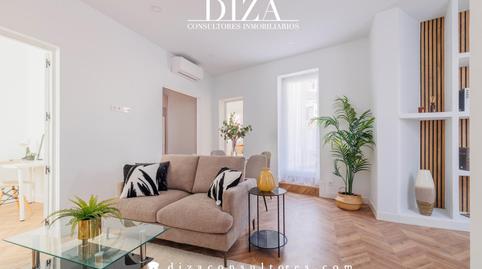 Foto 2 de Àtic en venda a De Moratín, Cortes - Huertas, Madrid