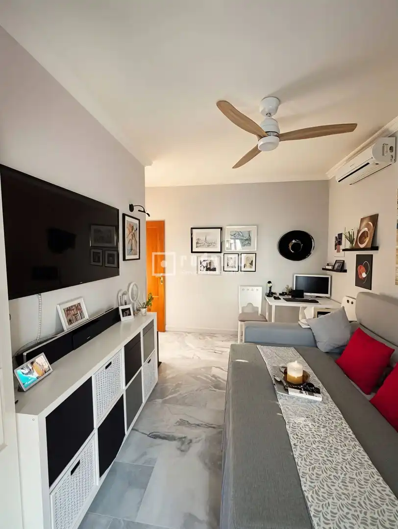 Sala de estar de Casa o chalet en venta en Mairena del Aljarafe con Aire acondicionado, Terraza y Trastero