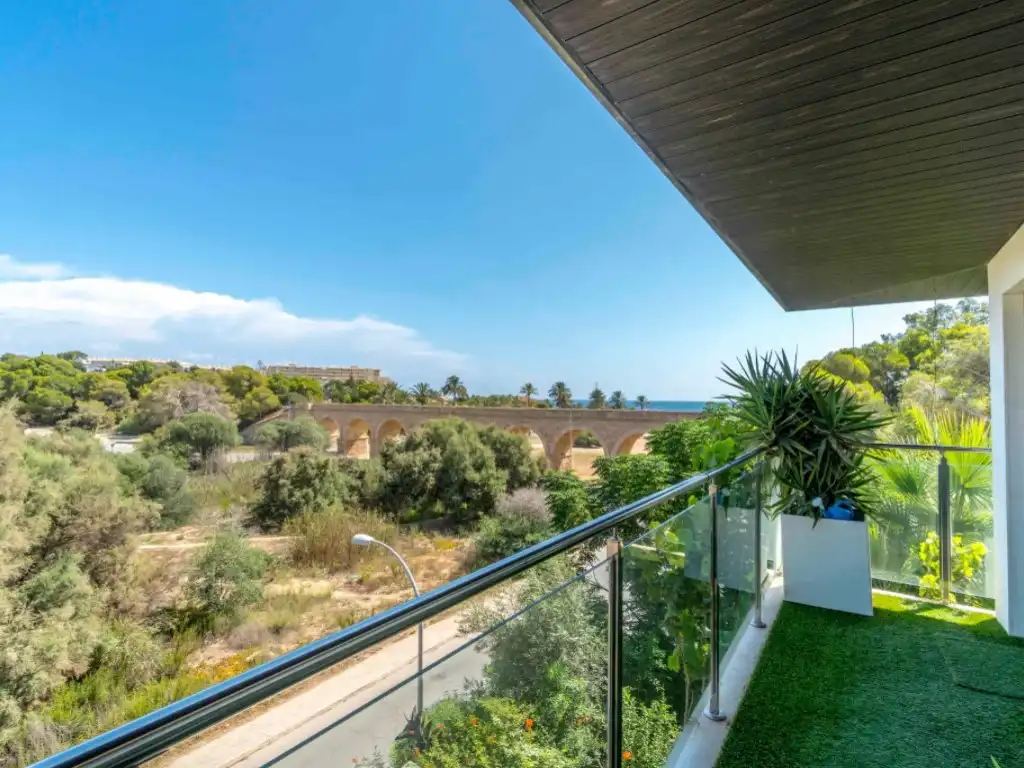 Terrassa de Casa o xalet de lloguer en Orihuela amb Piscina