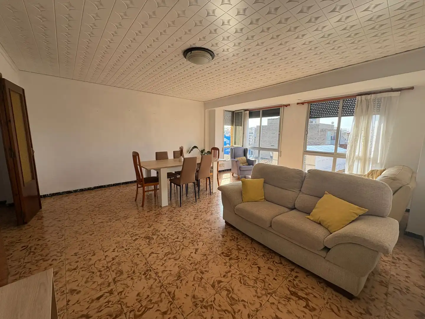 Sala d'estar de Pis de lloguer en Vila-real amb Traster, Moblat i Forn