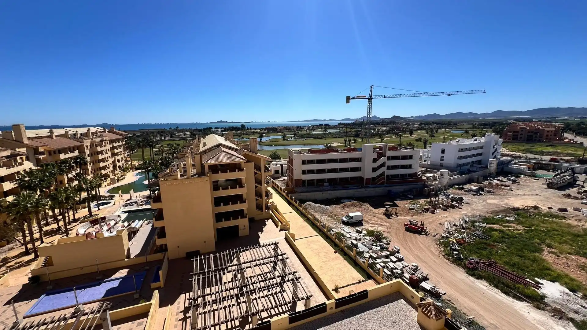 Exterior view of Apartments for sale in Los Alcázares  with Air Conditioner, Terrace and Furnished