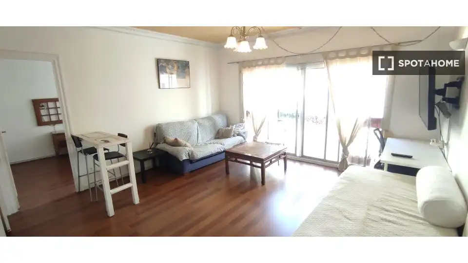 Living room of Flat for rent in Barcelona  with Air Conditioner, Heating and Furnished