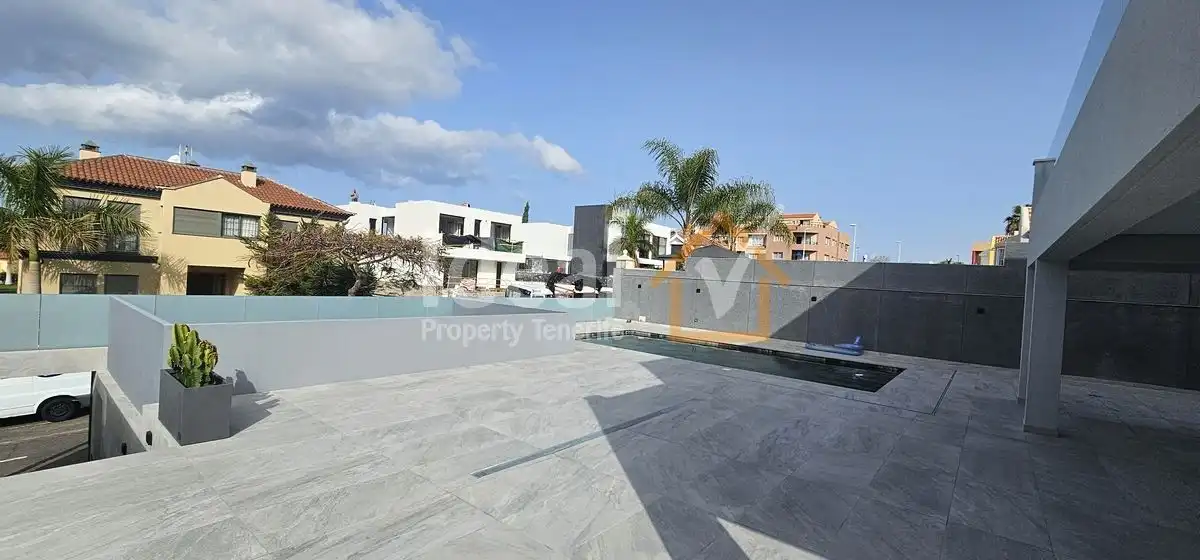 Xalet amb piscina en venda a Costa Adeje, imagen 2