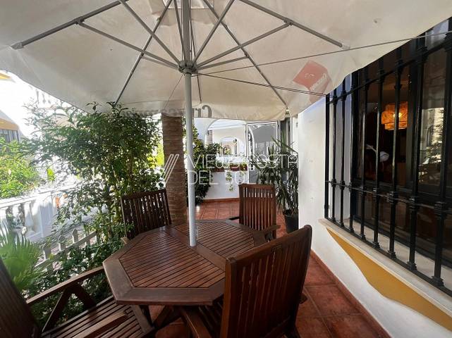 Casa-chalet en Alquiler en Mezquitilla