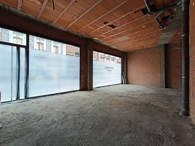Local comercial en Alquiler en Avenida el Ferial, 2 en Benavente
