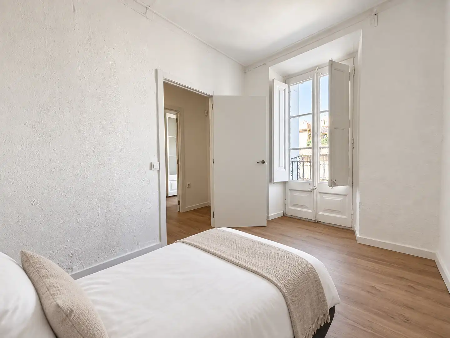 Flat with terrace for sale in Carrer Nou de la Rambla, imagen 26