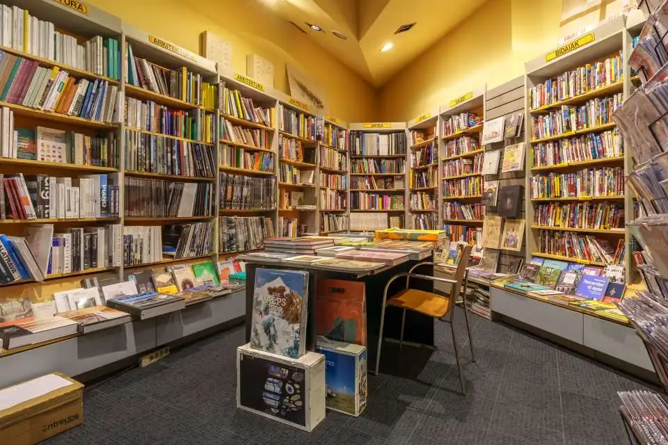 Gewerbefläche zum Verkauf in Centro, imagen 13