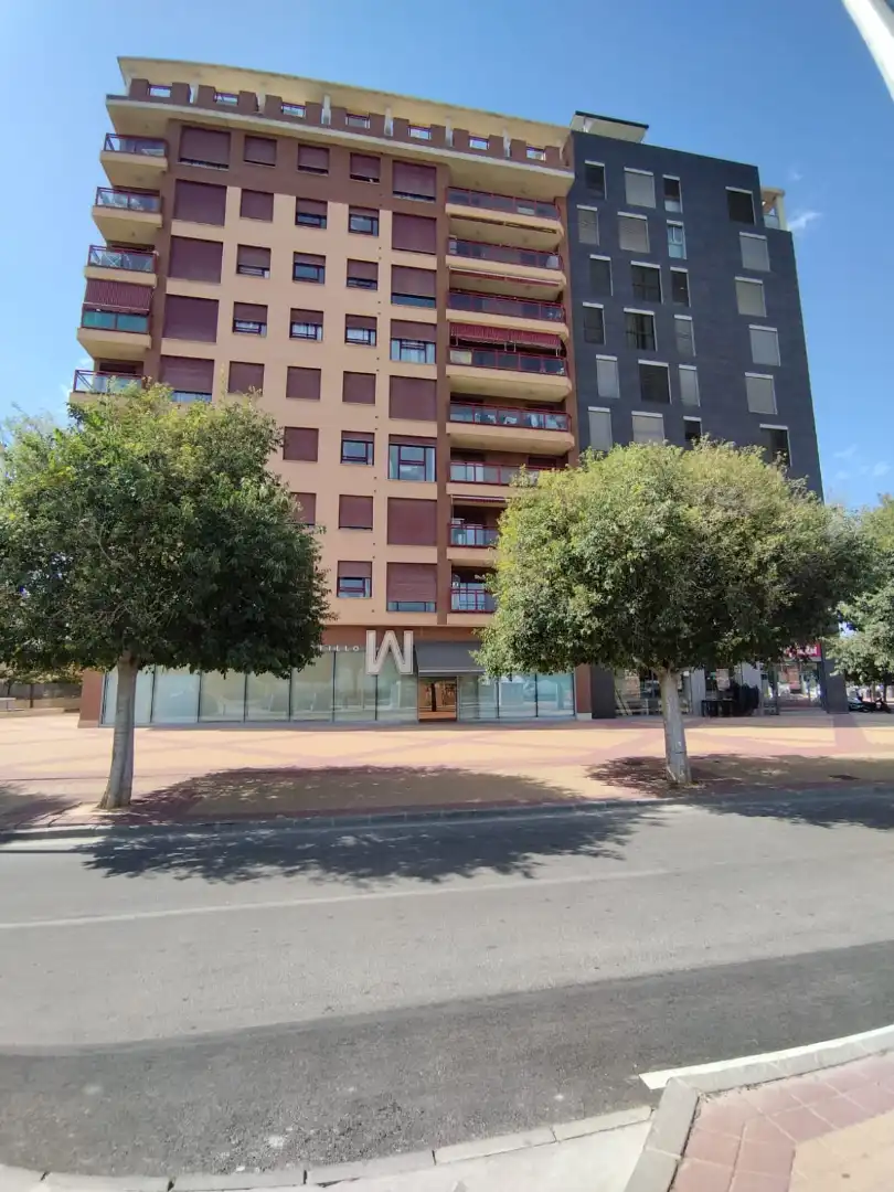 Außenansicht von Wohnung zur Miete in Murcia mit Ofen