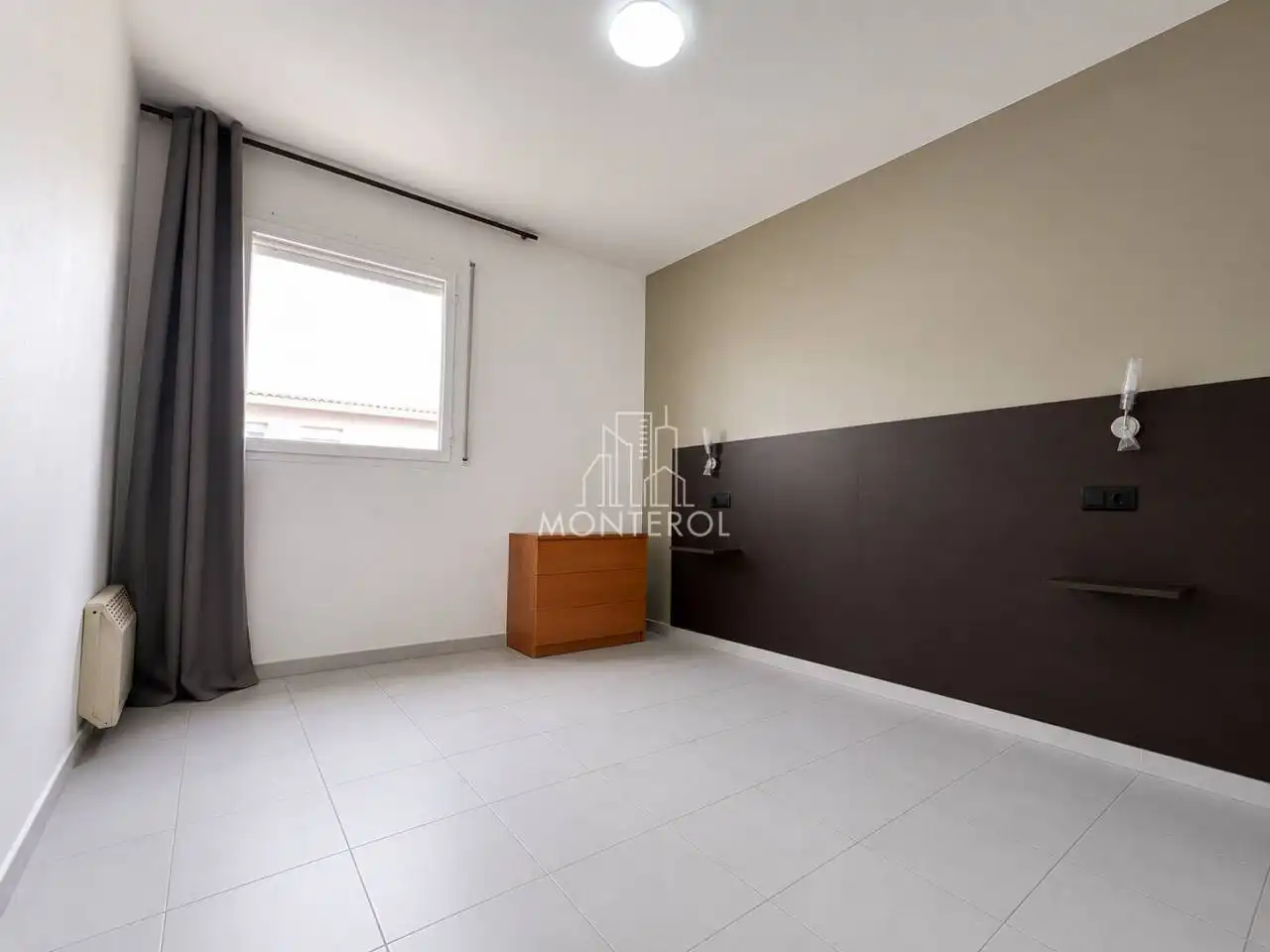 Bedroom of Flat for sale in Terrassa  with Air Conditioner, Heating and Terrace