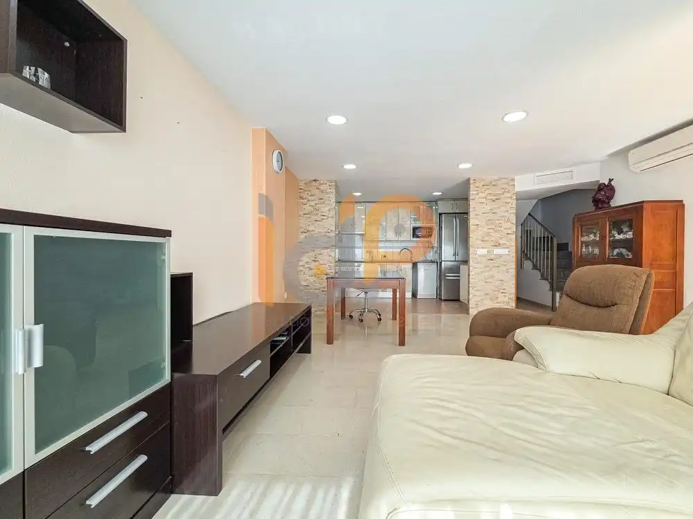 Dúplex en venta en Garrucha con Aire acondicionado, Terraza y Trastero