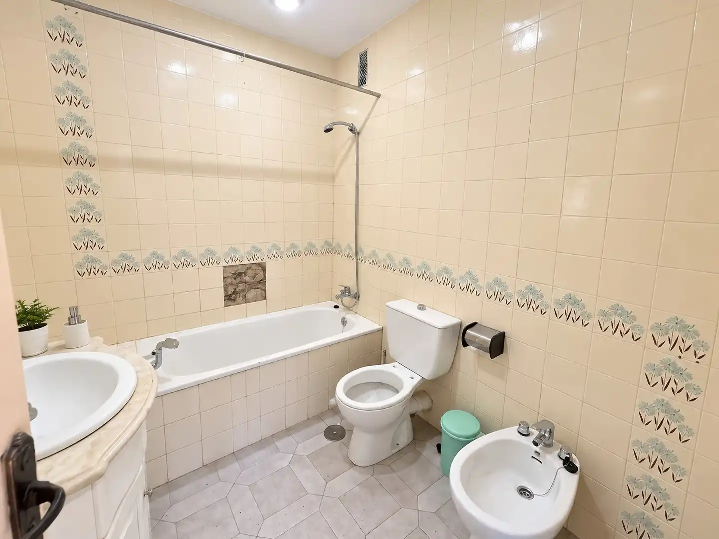 Baño de Piso en venta en Benalmádena con Terraza
