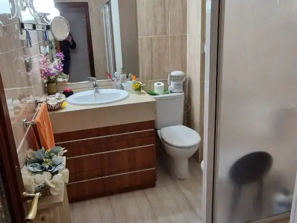 Baño de Ático en venta en Fuensanta de Martos, Jaén