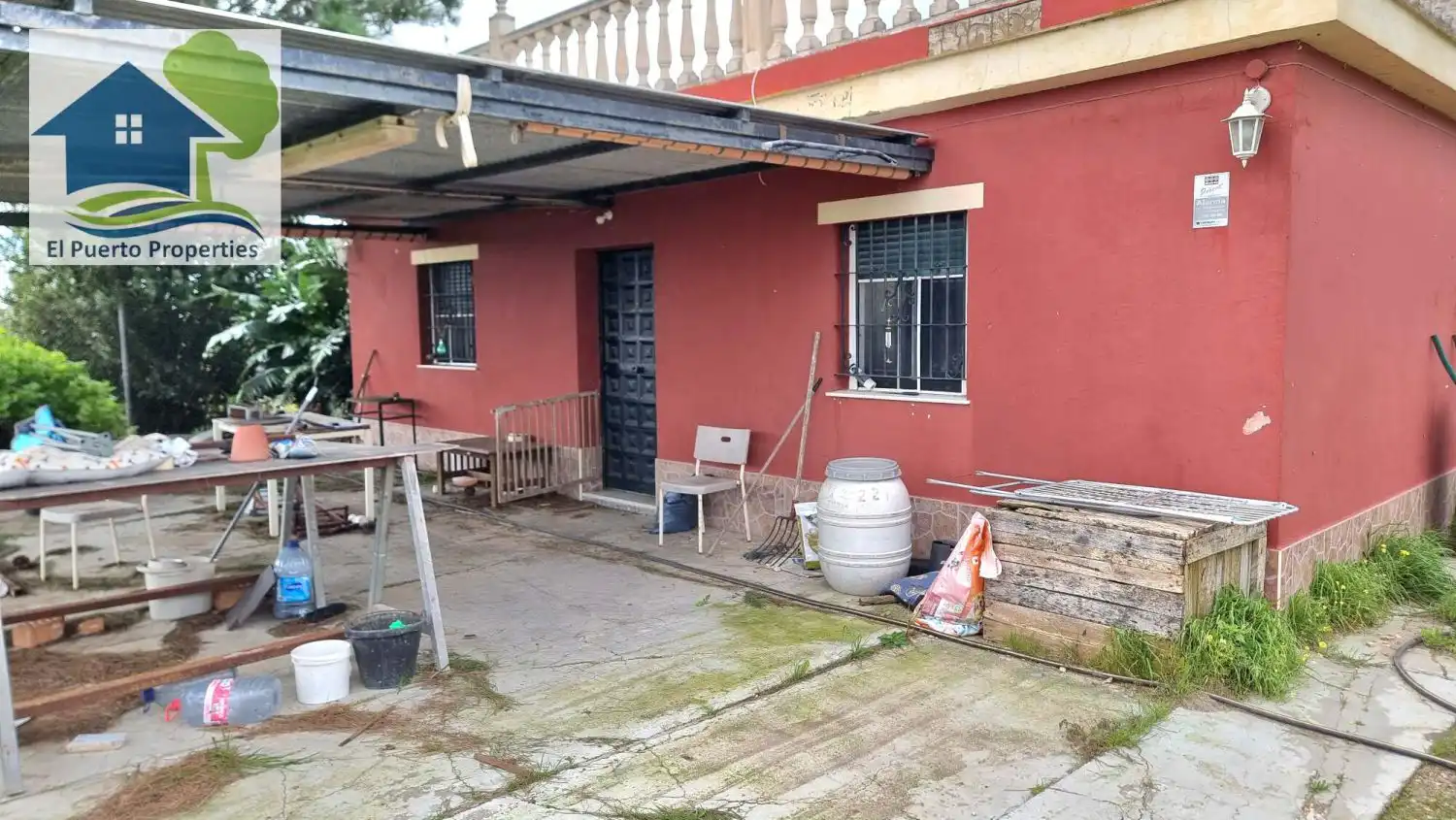 Vista exterior de Finca rústica en venta en El Puerto de Santa María con Aire acondicionado, Calefacción y Jardín privado
