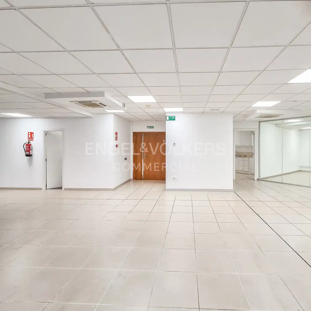 Oficina de alquiler en Eixample