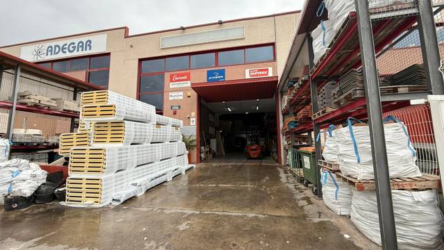 Nave industrial en Venta en Camí Can Petit en Sant Pere Nord