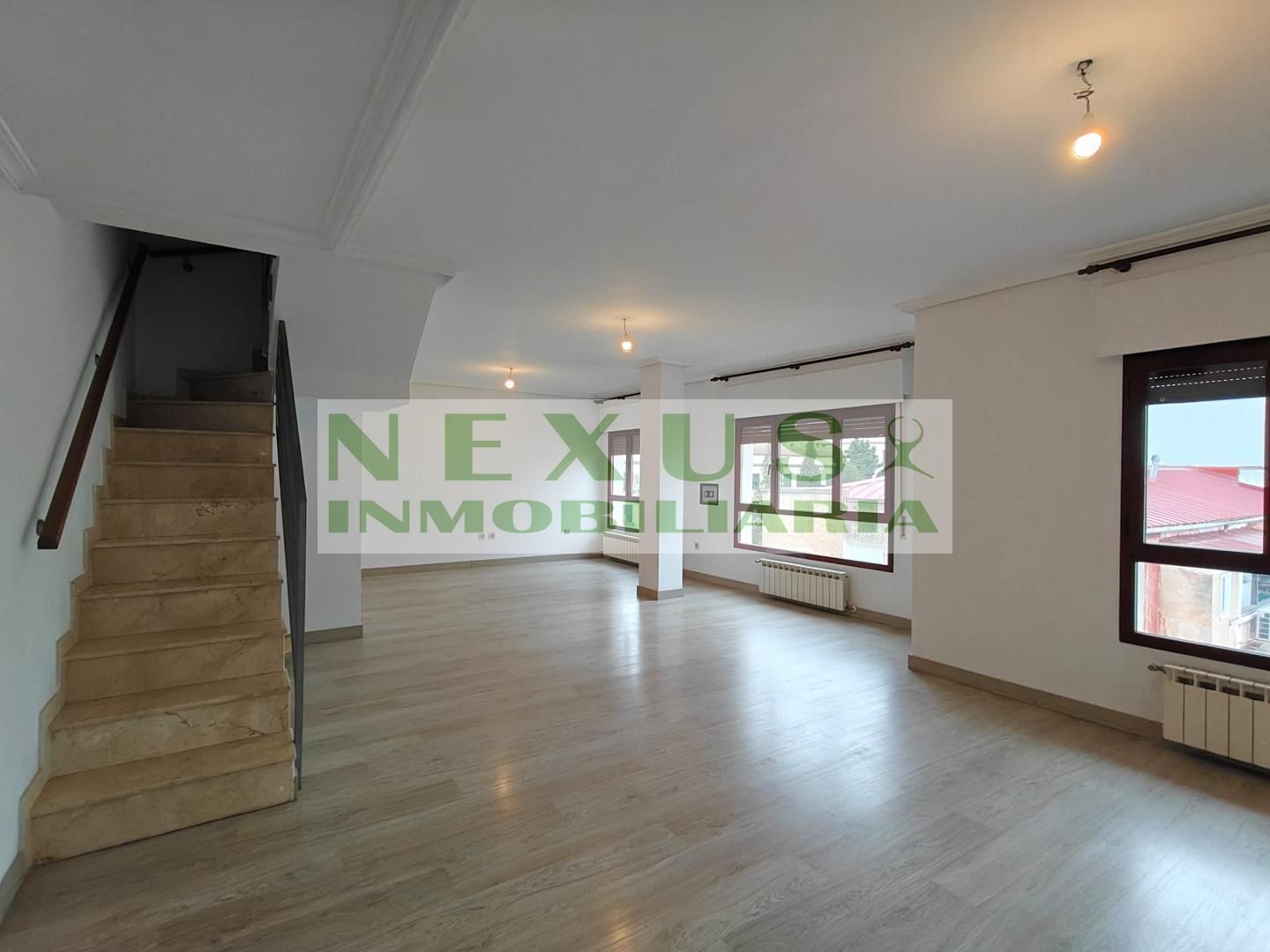 Duplex to rent in Cáceres Capital  with Air Conditioner and Heating