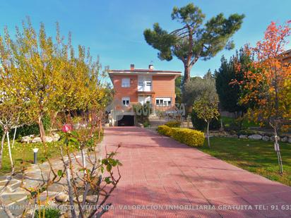 Exterior view of House or chalet for sale in Boadilla del Monte  with Air Conditioner and Swimming Pool