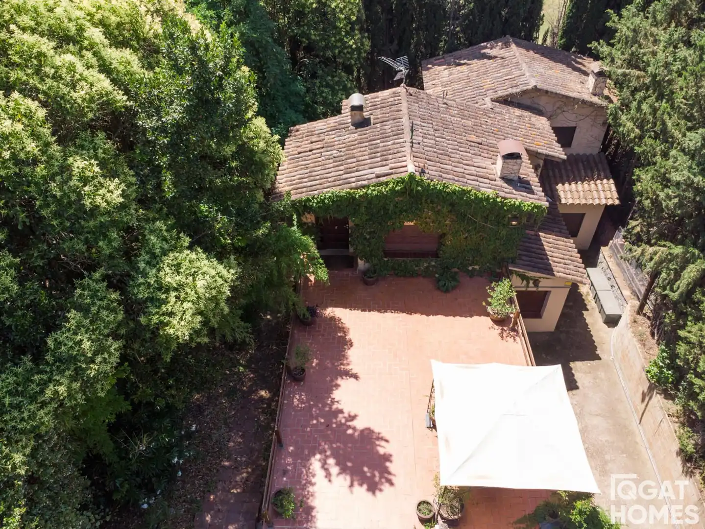 Vista exterior de Casa o chalet en venta en Sant Cugat del Vallès con Aire acondicionado, Calefacción y Terraza