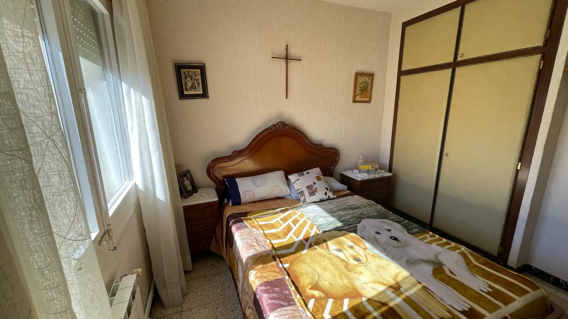 Habitación de Casa adosada en venta en Olot, Girona