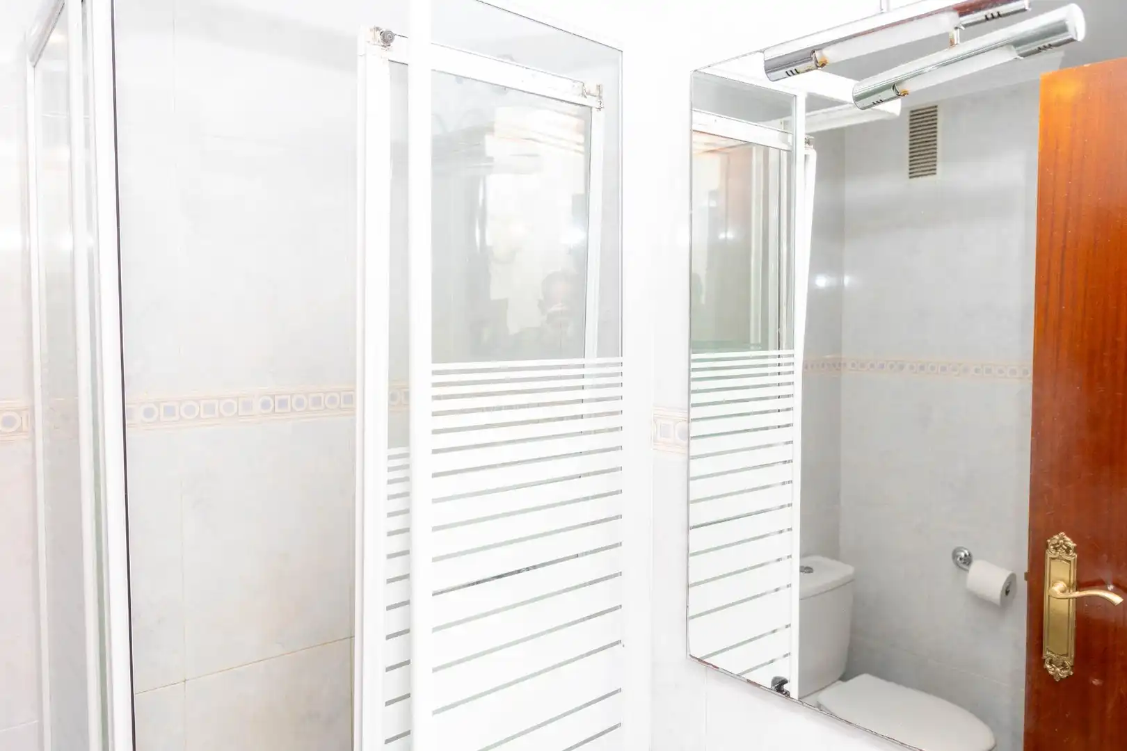 Bathroom of Flat for sale in Málaga  with Terrace, Storage room and Balcony