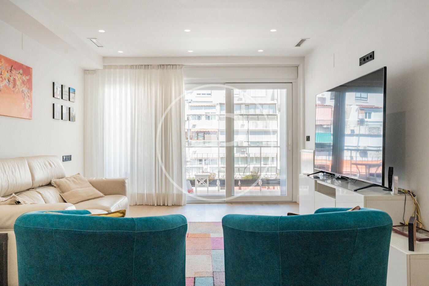 Sala d'estar de Pis en venda en  Madrid Capital amb Aire condicionat, Calefacció i Terrassa