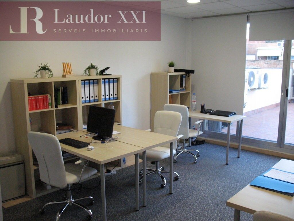 Office to rent in Centre , Centre - Sant Oleguer, Sabadell