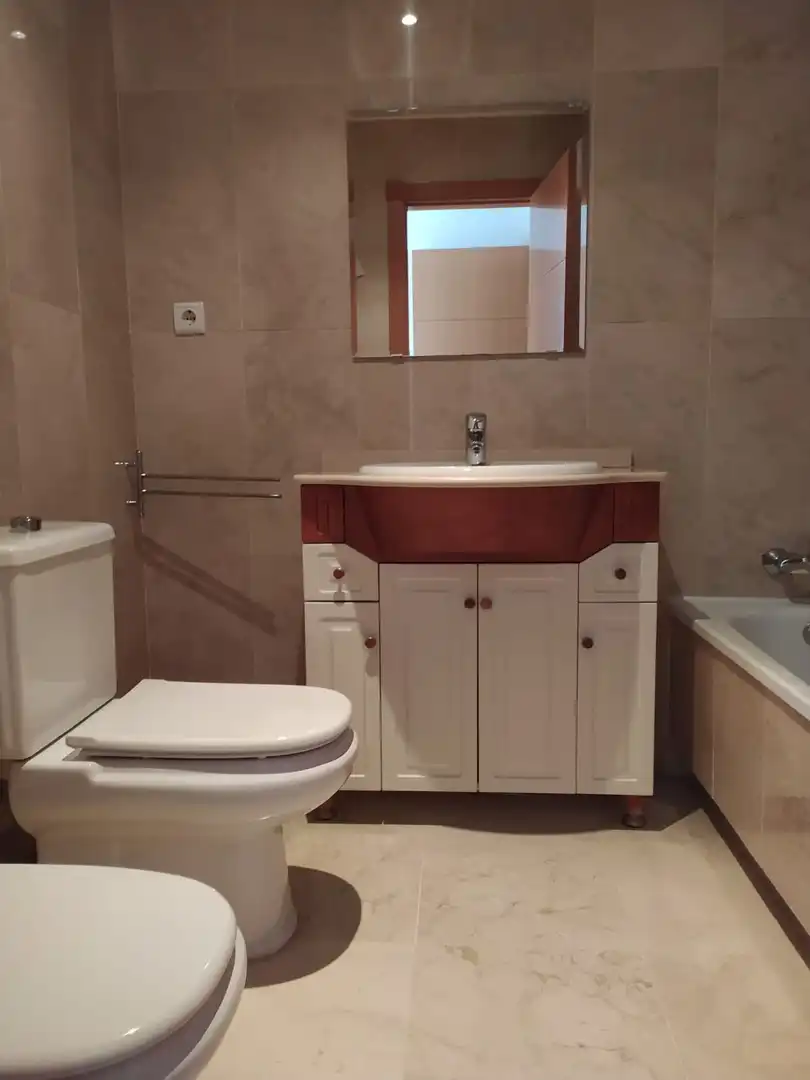 Bathroom of Flat for sale in Benalmádena  with Air Conditioner, Terrace and Storage room