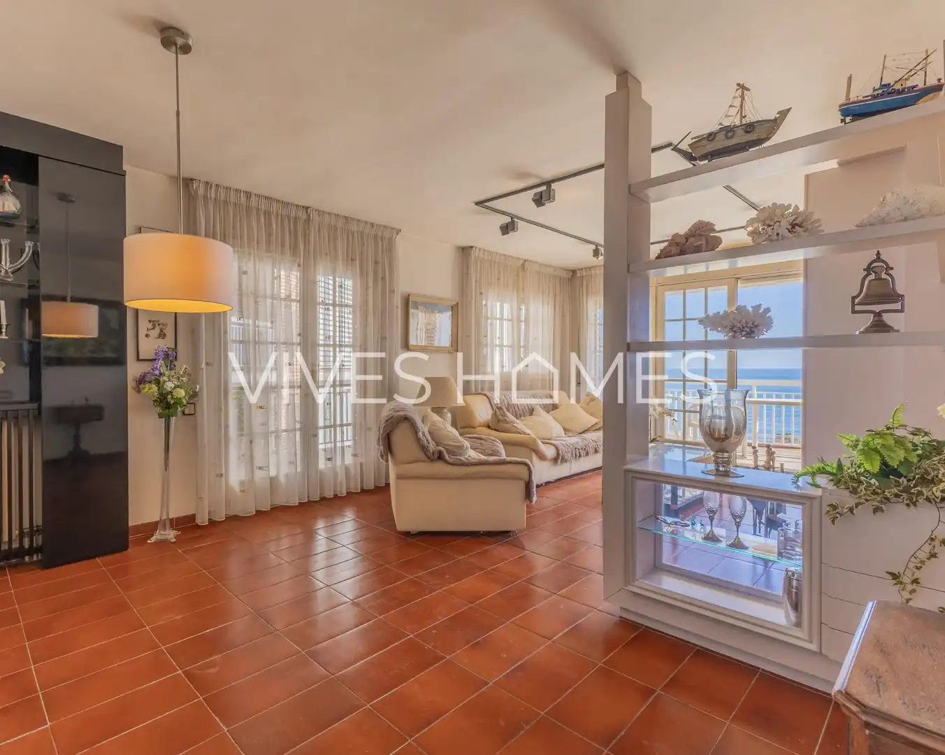 Living room of Flat for sale in Sant Andreu de Llavaneres  with Heating, Terrace and Furnished