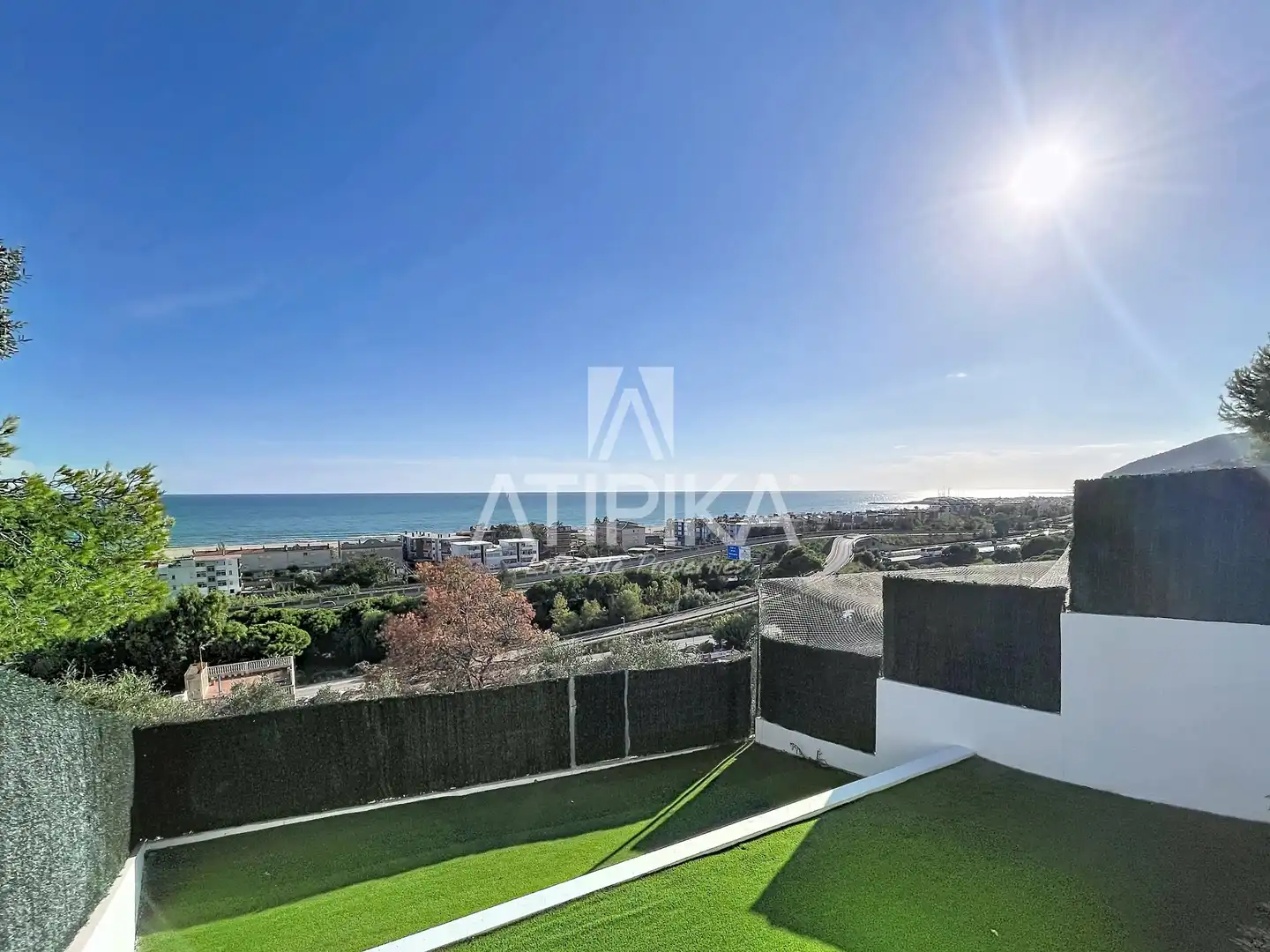 House with pool to rent in Les Botigues de Sitges, imagen 3