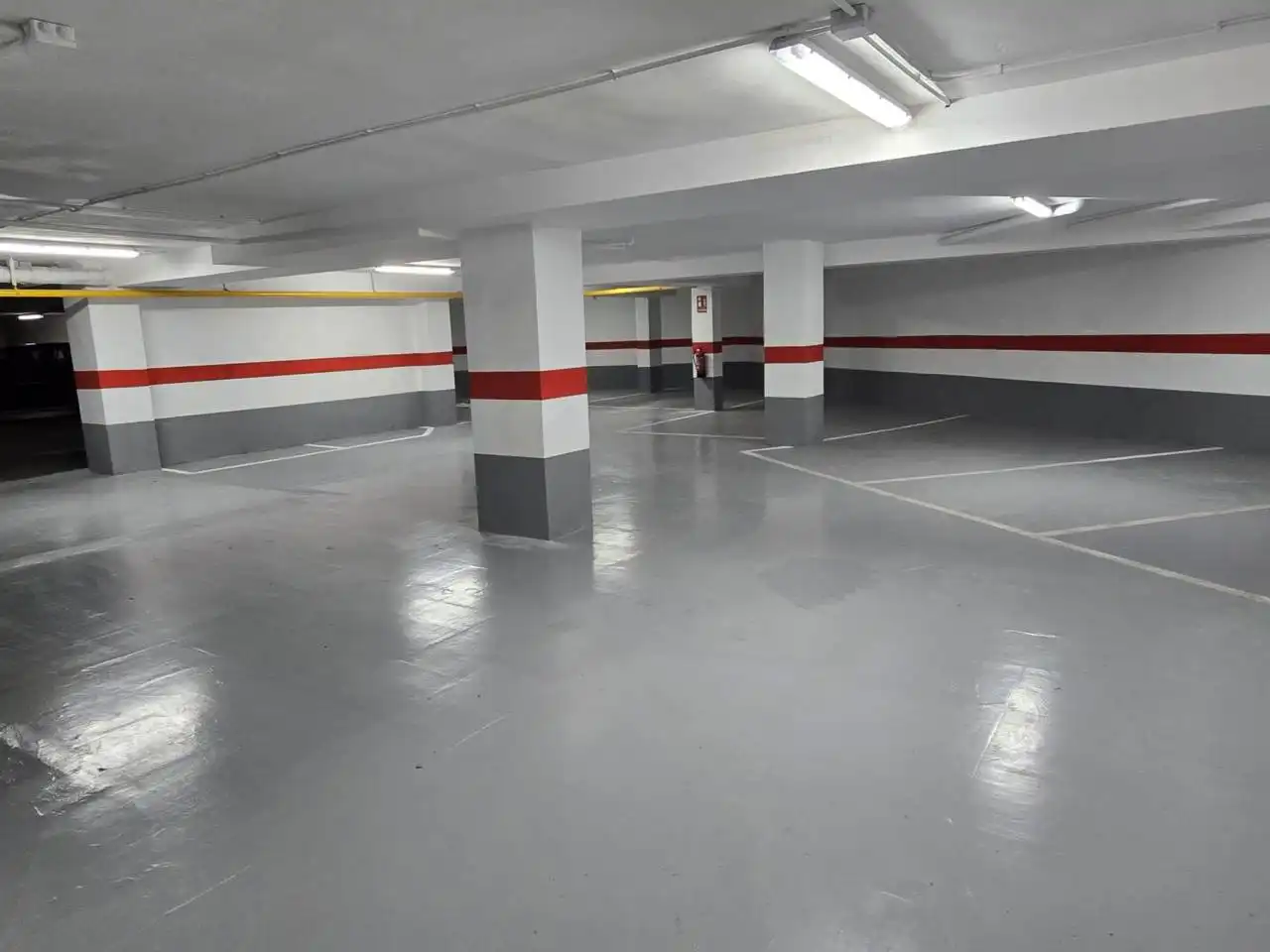 Parkplatz von Garage zum Verkauf in Valencia