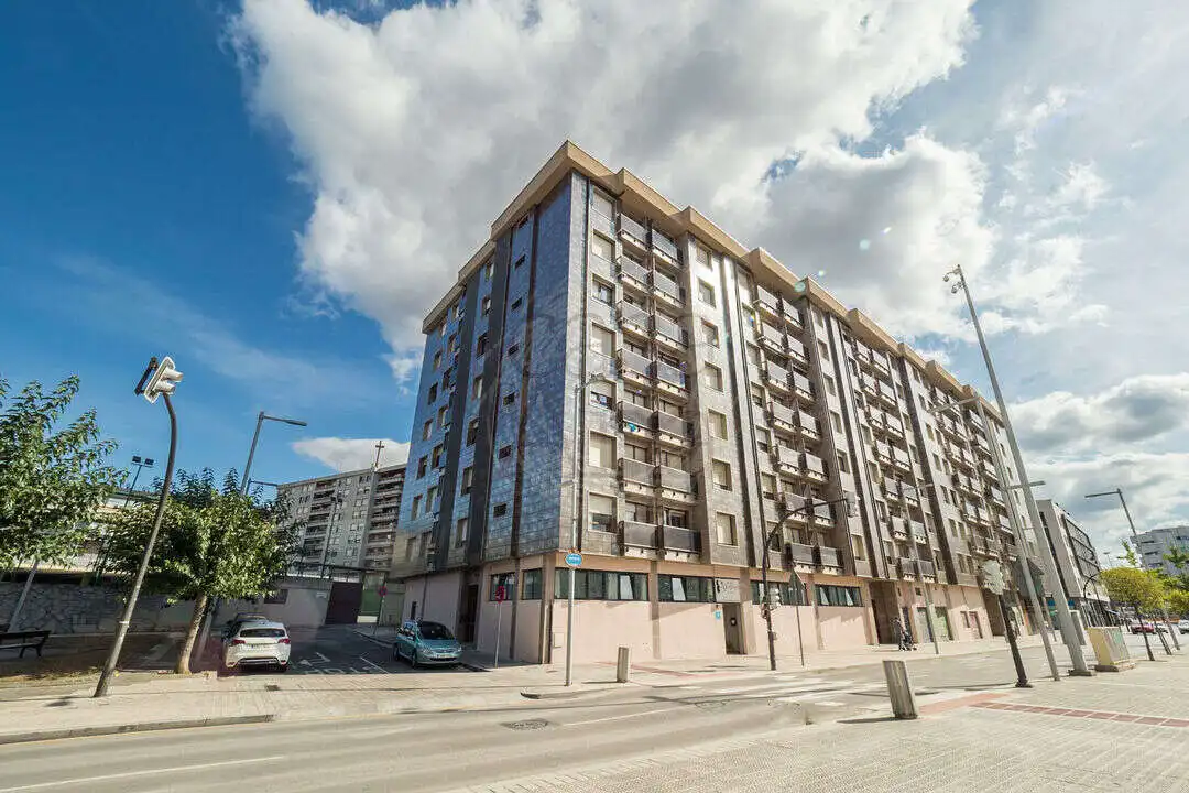 Exterior view of Flat for sale in Bilbao   with Heating and Balcony