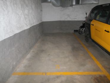 Einzelparkplatz mit Aufzug zum Verkauf in Carrer de la Tramuntana 24