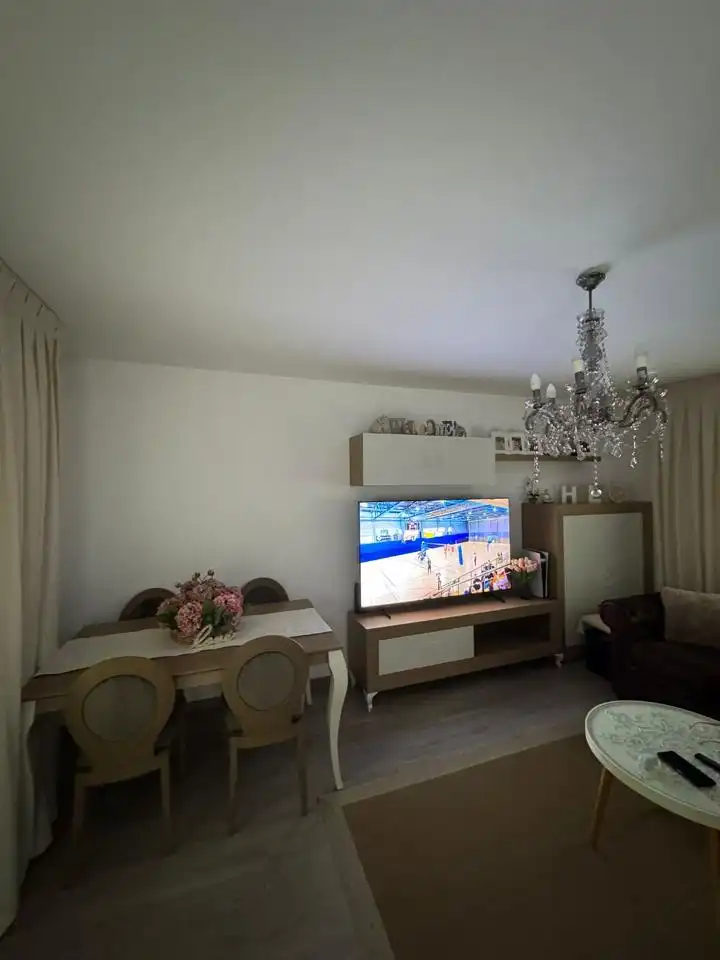 Sala d'estar de Casa o xalet en venda en Cadrete amb Aire condicionat, Calefacció i Jardí privat