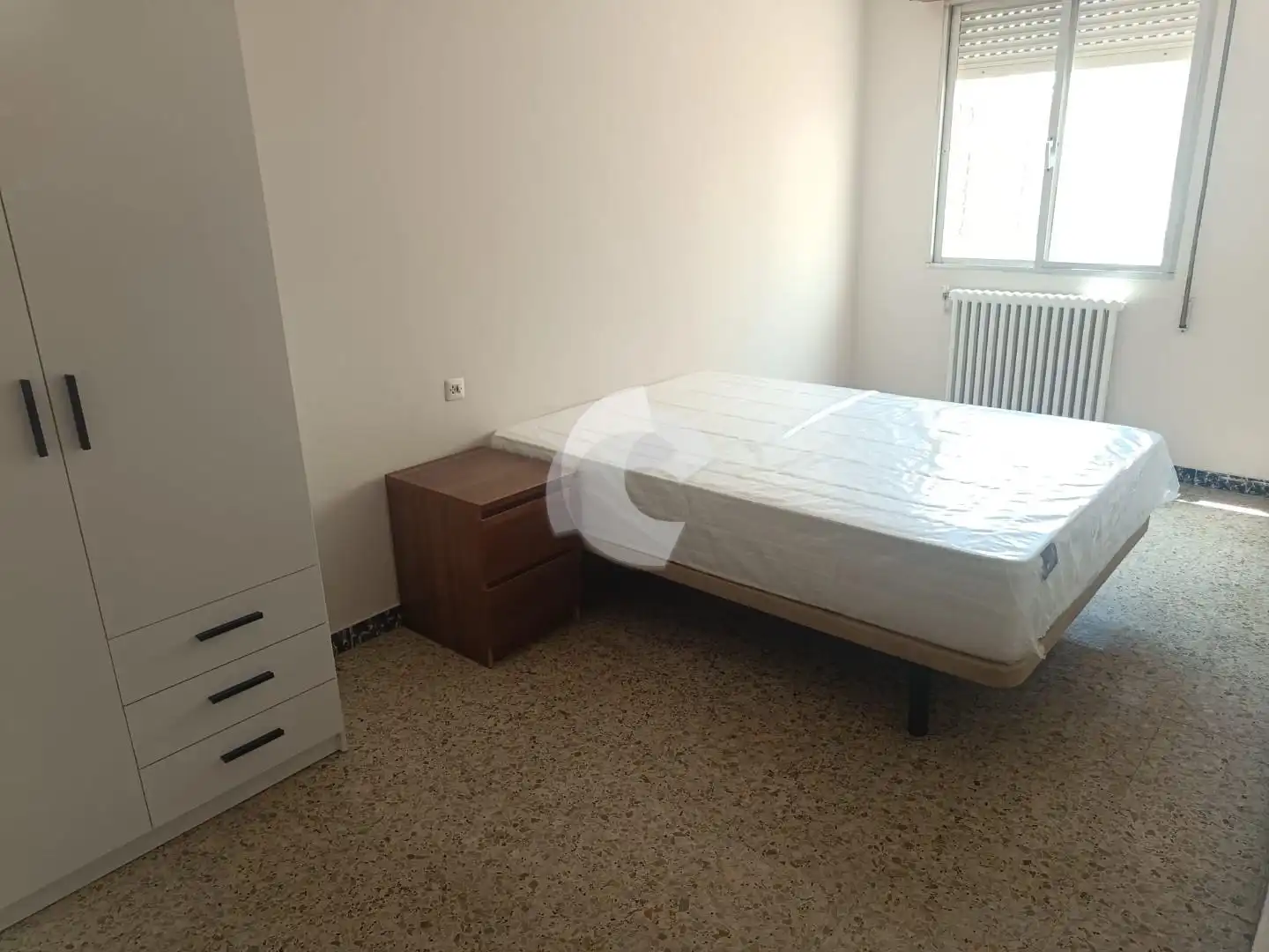 Habitación de Piso de alquiler en Ourense Capital  con Calefacción y Amueblado