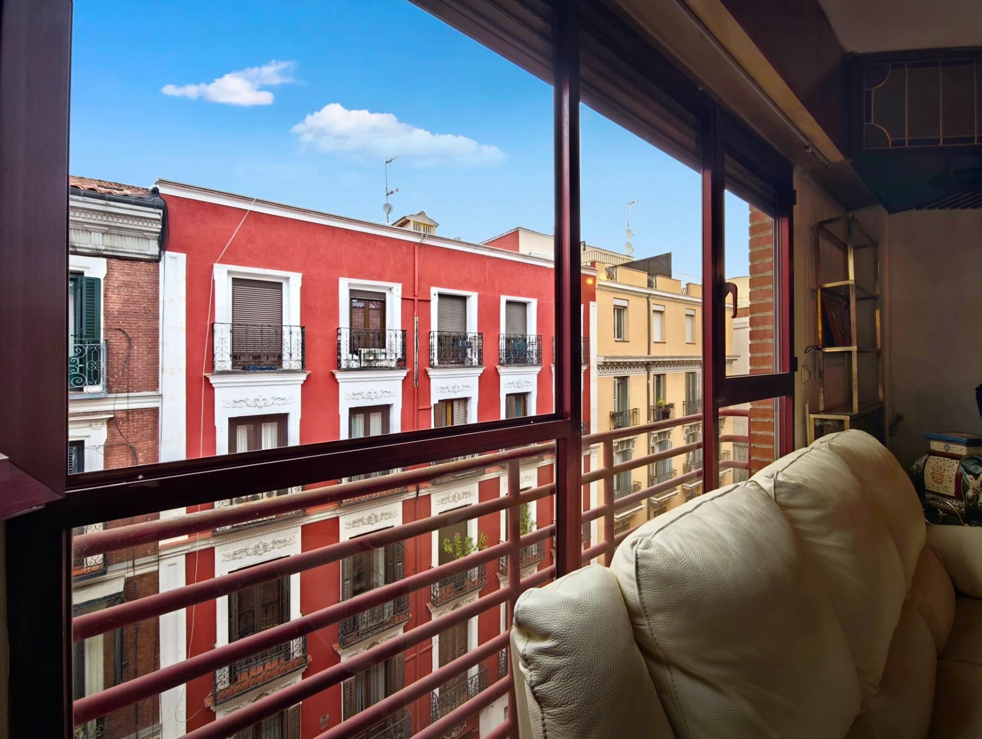 Balcony of Attic for sale in  Madrid Capital  with Air Conditioner, Heating and Parquet flooring
