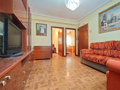 Bedroom of Flat for sale in  Madrid Capital  with Air Conditioner, Heating and Parquet flooring