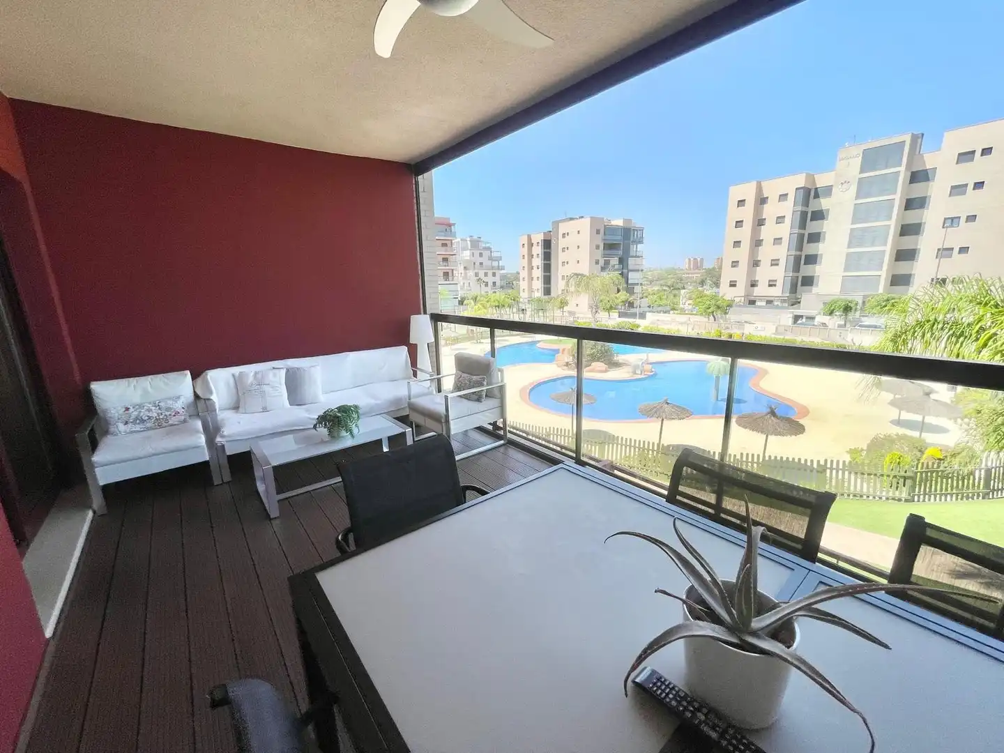 Terraza de Apartamento de alquiler en Pilar de la Horadada con Piscina, Amueblado y Lavadora