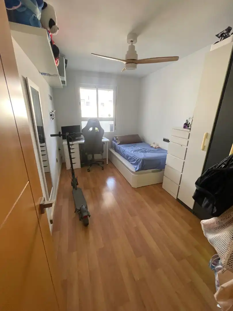Schlafzimmer von Wohnung zum Verkauf in Málaga mit Klimaanlage, Terrasse und Abstellraum