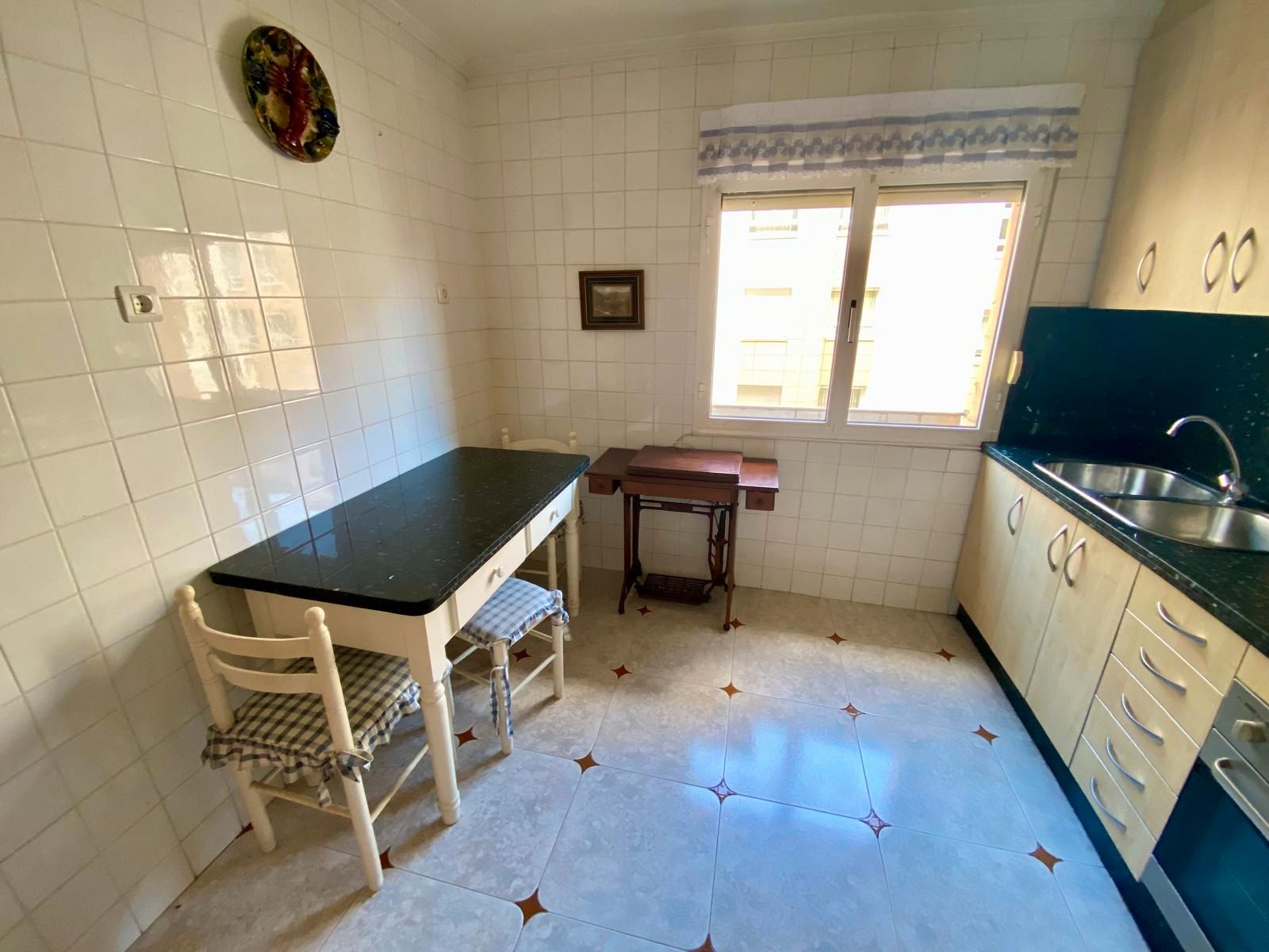 Kitchen of Flat for sale in Gijón   with Heating, Furnished and Oven
