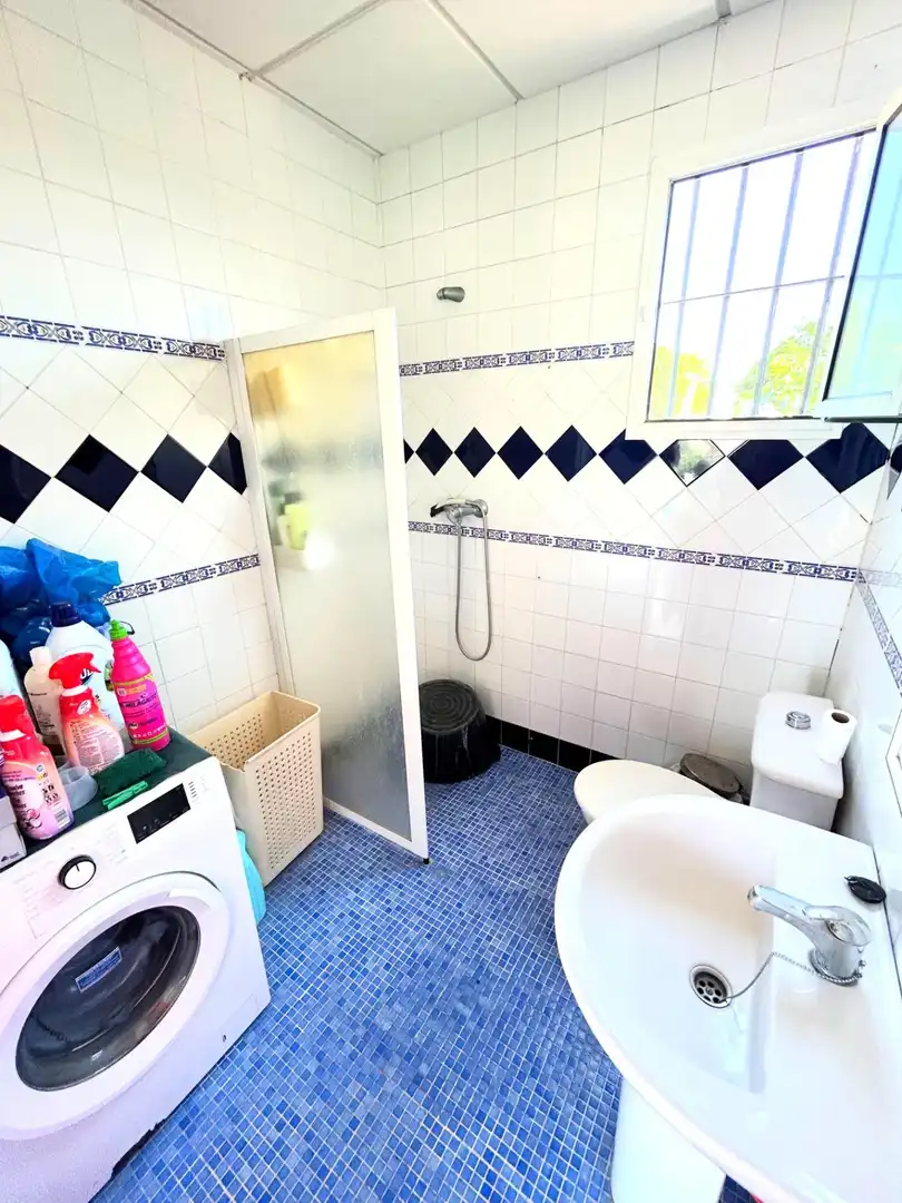 Baño de Finca rústica en venta en Cantillana con Aire acondicionado, Terraza y Piscina