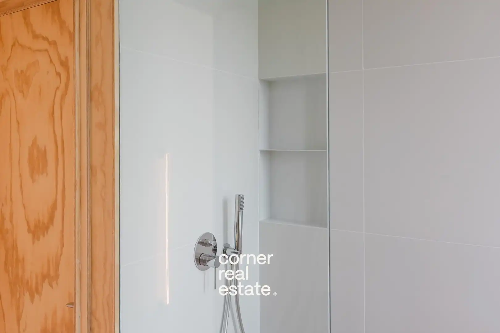 Bathroom of Houses for sale in Sant Cugat del Vallès  with Air Conditioner, Heating and Private garden