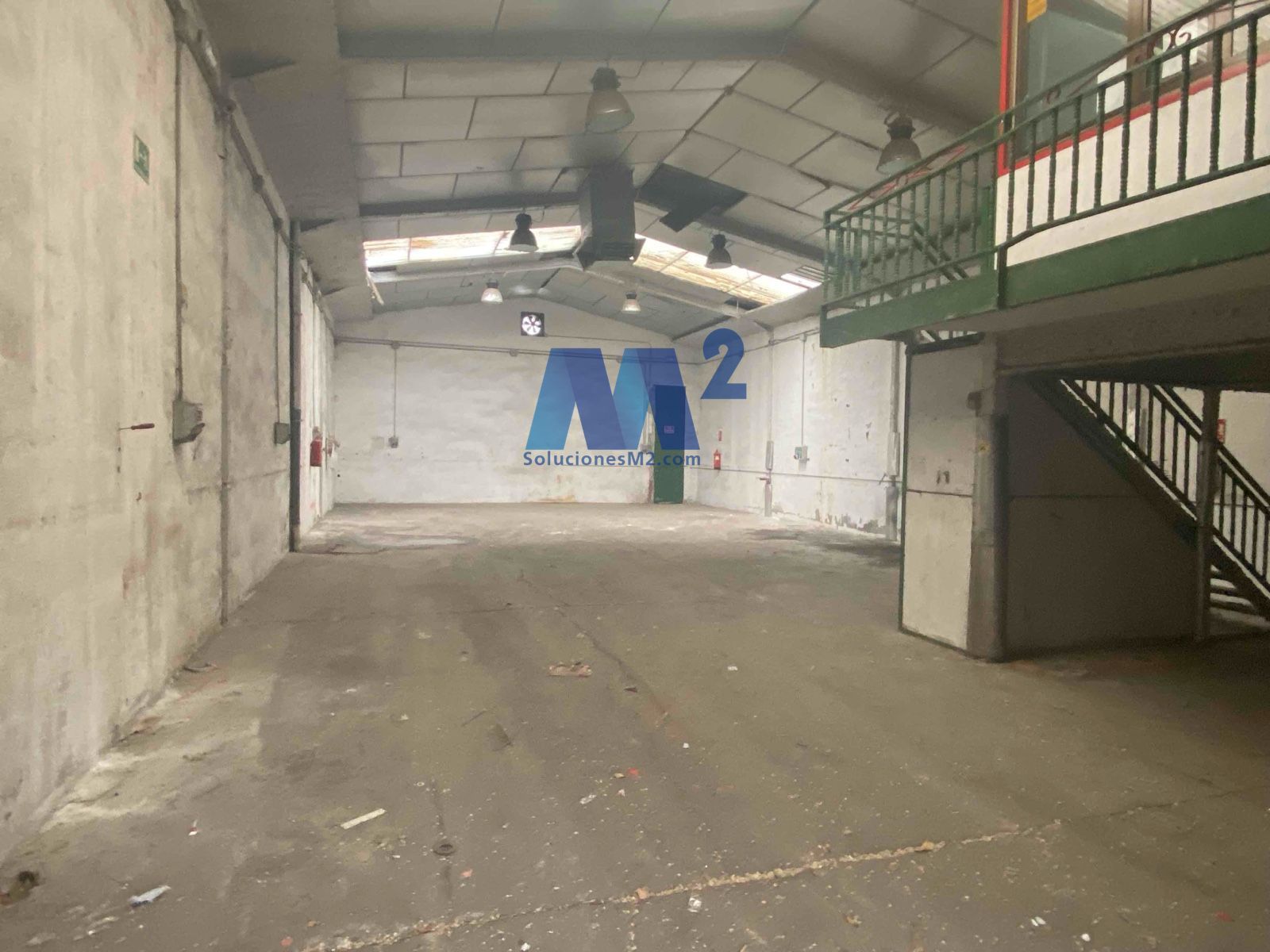 Nau industrial en venda en Población de Arroyo