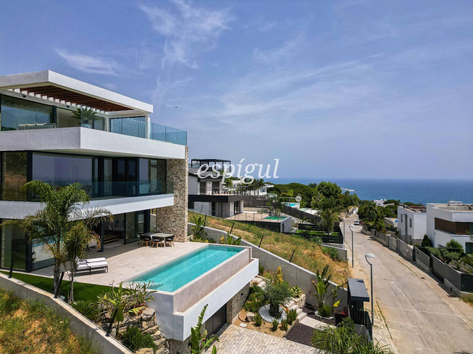 Exterior view of House or chalet for sale in Arenys de Mar  with Air Conditioner, Heating and Private garden