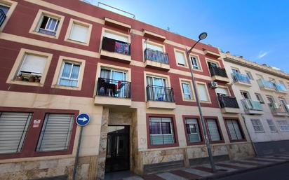 Vista exterior de Pis en venda en Roquetas de Mar amb Terrassa i Traster