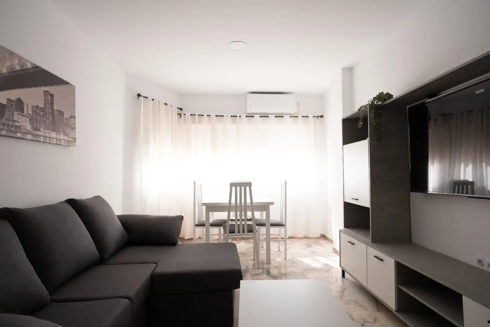 Apartamento de alquiler en Parque Alcosa