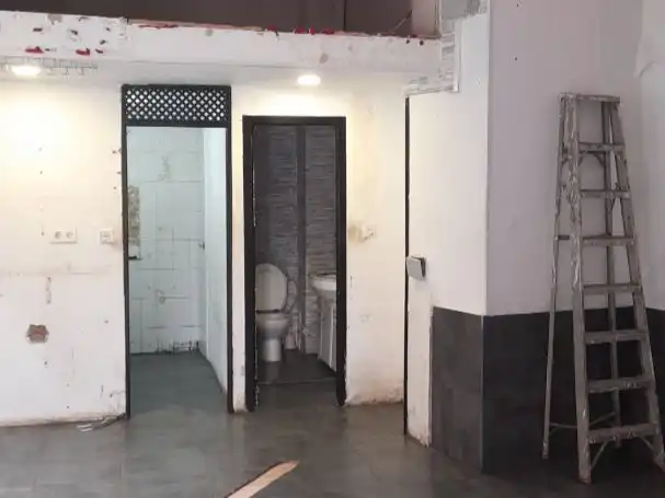 Bathroom of Commercial properties for rent in Erandio, Bizkaia